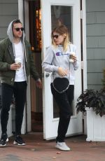 KATE MARA and Jamie Bell Out for Coffee in New York 10/08/2017