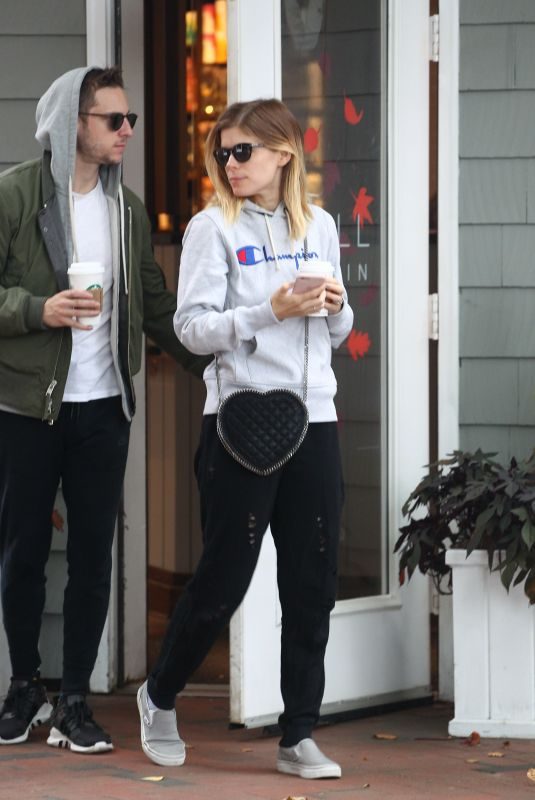 KATE MARA and Jamie Bell Out for Coffee in New York 10/08/2017