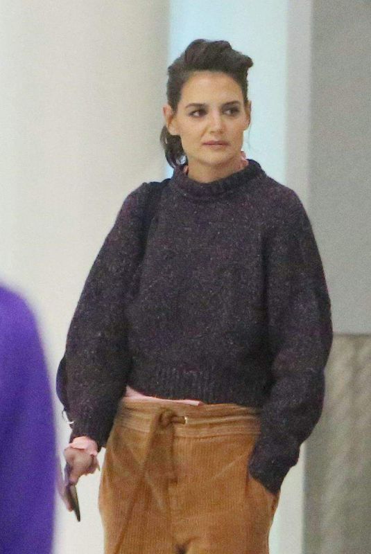 KATIE HOLMES at Toronto Airport 10/12/2017