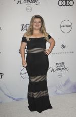 KELLY CLARKSON at Amfar Inspiration Gala in Los Angeles 10/13/2017