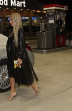 KIM KARDASHIAN at a Gas Station in Brentwood 10/09/2017