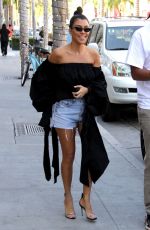 KOURTNEY KARDASHIAN Out and About in Calabasas 10/09/2017