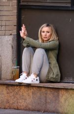KRISTEN BELL and Kelsey Grammer on the Set of Like Father in New York 10/02/2017