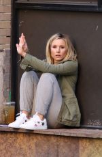 KRISTEN BELL and Kelsey Grammer on the Set of Like Father in New York 10/02/2017