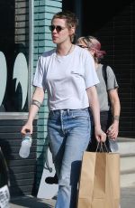 KRISTEN STEWART Out for Lunch in Los Angeles 10/01/2017