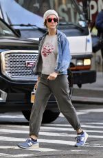 KRISTEN WIIG Heading to a Gym in New York 10/02/2017