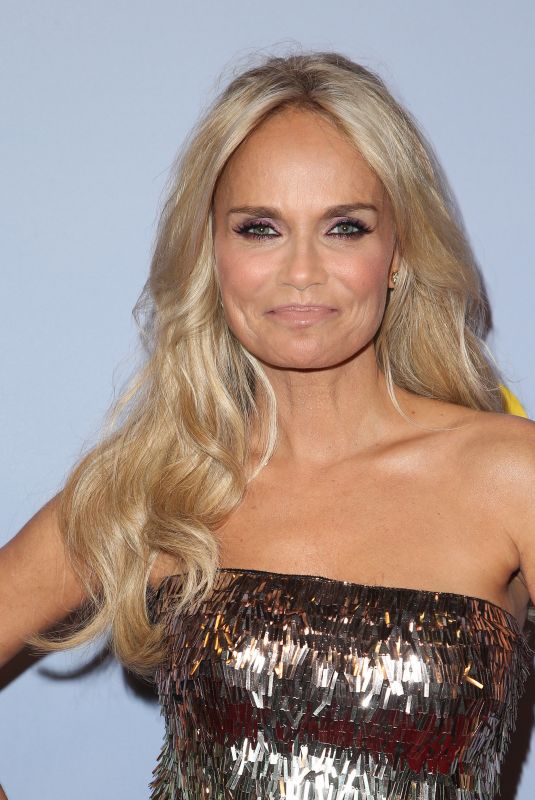 KRISTIN CHENOWETH at Carol Burnett 50th Anniversary Special in Los Angeles 10/04/20147