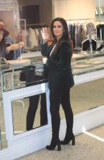 KYLE RICHARDS Shopping at Kyle in Beverly Hills 10/04/2017