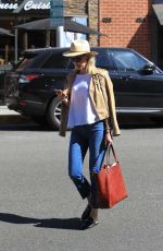 LESLIE BIBB Out Shopping in Beverly Hills 10/27/2017