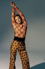 LINDSAY LOHAN in L