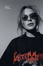 LINDSAY LOHAN in L