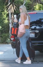 LINDSEY VONN Arrives to Her Home in Studio City 10/18/2017