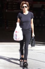 LISA RINNA Leaves CVS in Los Angeles 10/23/2017