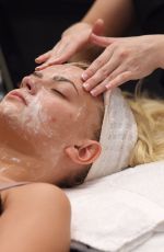 LUCY FALLON at Crystal Clear Skincare in Liverpool 10/14/2017