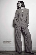 MAGGIE GYLLENHAAL in LA Repubblica Magazine, October 2017 Issue