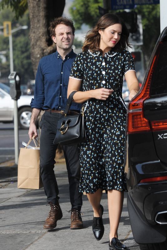 MANDY MOORE and Taylor Goldsmith at Just Food for Dogs in Los Angeles 10/29/2017