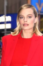 MARGOT ROBBIE Arrives at Good Morning America Studios in New York 10/11/2017