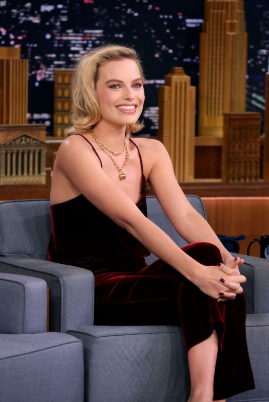 MARGOT ROBBIE at Tonight Show Starring Jimmy Fallon 10/11/2017