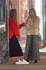 MARY-KATE and ASHLEY OLSEN Take a Smoke Break in New York 10/03/2017