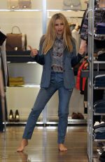 MICHELLE HUNZIKER Out Shopping in Milan 10/23/2017