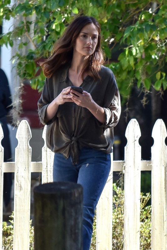 MINKA KELLY on the Set of The Bech House in Savannah 10/25/2017