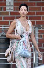 NICOLE MURPHY Leaves Rite Aid Pharmacy in Los Angeles 10/23/2017