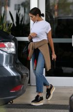 OLIVIA CULPO Leaves Confidante Hotel in Miami 10/22/2017