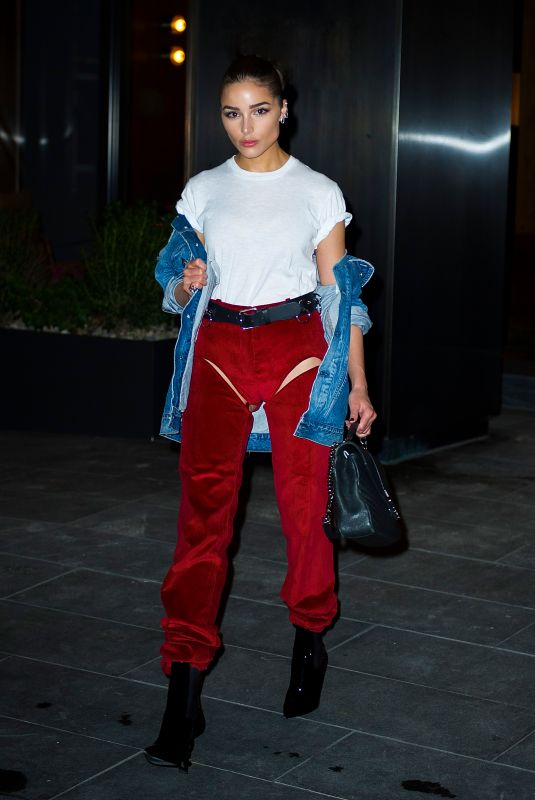 OLIVIA CULPO Out and About in New York 10/11/2017