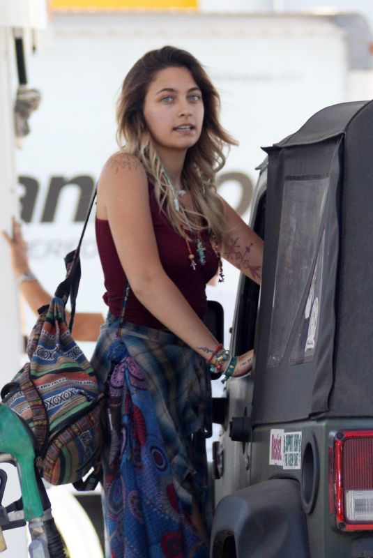 PARIS JACKSON at a Gas Station in Los Angeles 10/06/2017