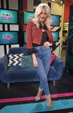 PIXIE LOTT at 4music