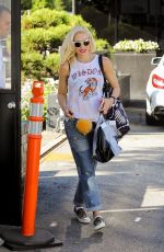 Pregnant GWEN STEFANI Leaves XIV Karats in Beverly Hills 10/06/2017