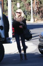 Pregnant GWEN STEFANI Out in Los Angeles 10/22/2017