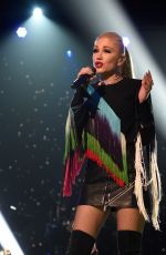 Pregnant GWEN STEFANI Performs at One Coice: Somos Live! a Concert for Disaster Relief in Los Angeles 10/14/2017