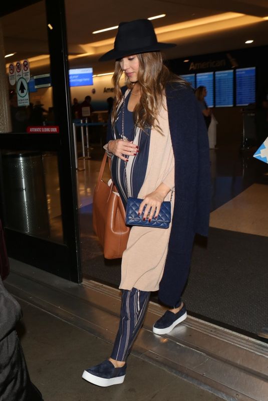 Pregnant JESSICA ALBA at Los Angeles International Airport 10/27/2017