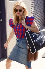 REESE WITHERSPOON Arrives at a Meeting in Santa Monica 10/17/2017