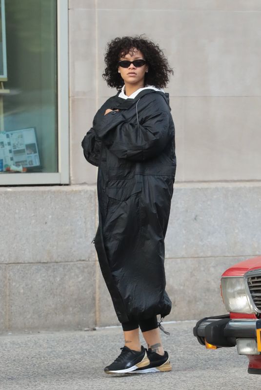 RIHANNA Out and About in New York 10/21/2017