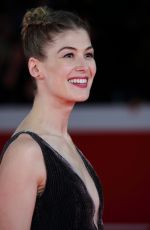 ROSAMUND PIKE at Hostiles  Premiere at Rome Film Festival 10/26/2017