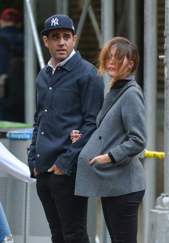 ROSE BYRNE and Bobby Cannavale Out in New York 10/01/2017