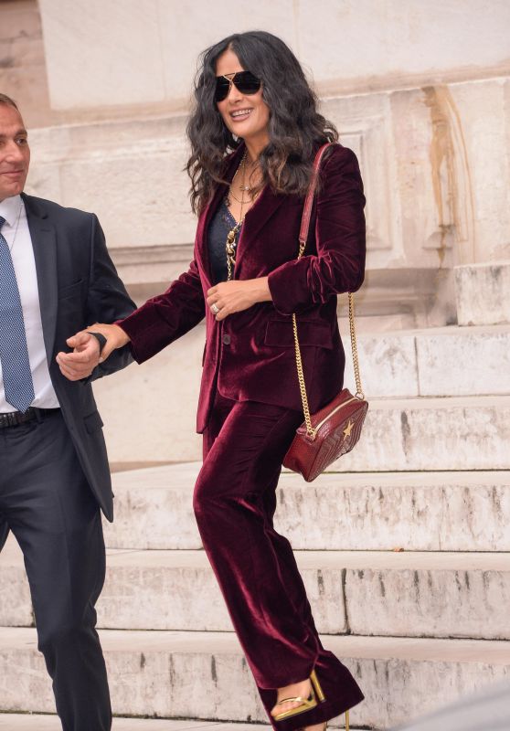 SALMA HAYEK at Stella McCartney Fashion Show in Paris 10/01/2017