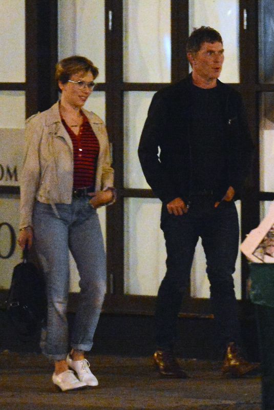 SCARLETT JOHANSSON and Bobby Flay Out for Dinner in New York 10/15/2017