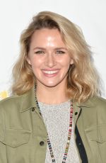 SHANTEL VANSANTEN at 28th Annual A Time for Heroes Family Festival in Culver City 10/29/2017