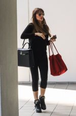 SOFIA VERGARA in Leggings Out in Santa Monica 10/20/2017