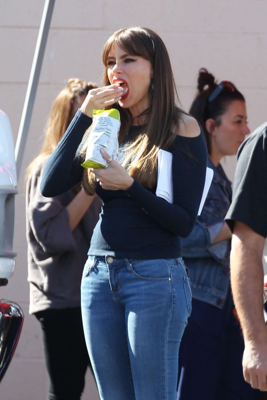 SOFIA VERGARA on the Set of Modern Family in Los Angeles 10/17/2017