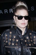 STACY FERGIE FERGUSON at Los Angeles International Airport 10/07/2017