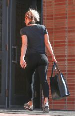 STACY FERGIE FERGUSON Heading to Sunday Church Service in Pacific Palisades 10/15/2017