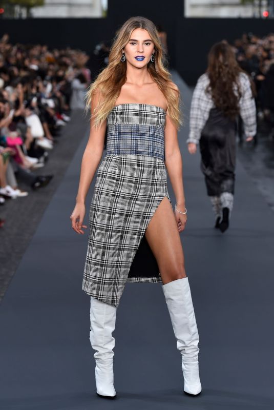 STEFANIE GIESINGER at L’Oreal Runway Show at Paris Fashion Week 10/01/2017