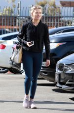 WITNEY CARSON Arrives at a Dance Studio in Los Angeles 10/20/2017