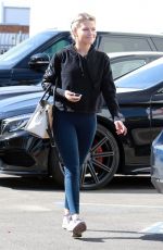 WITNEY CARSON Arrives at a Dance Studio in Los Angeles 10/20/2017