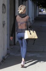 WITNEY CARSON Arrives at a Dance Studio in Los Angeles 10/20/2017