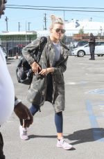 WITNEY CARSON Heading to a Dance Studio in Los Angeles 10/10/2017